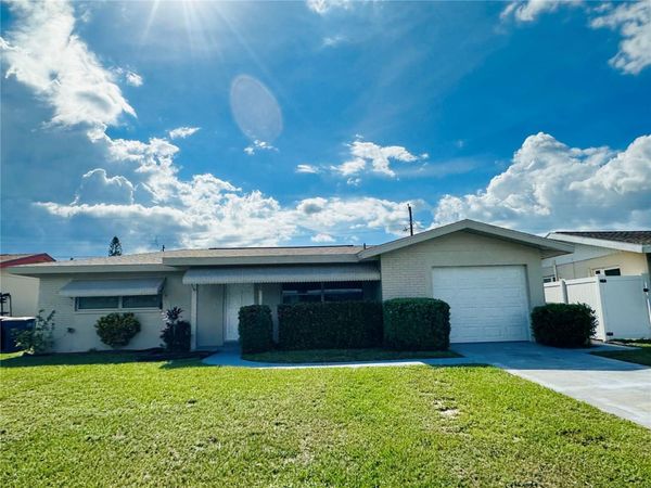 218 S MAYWOOD AVENUE , CLEARWATER, FL 33765