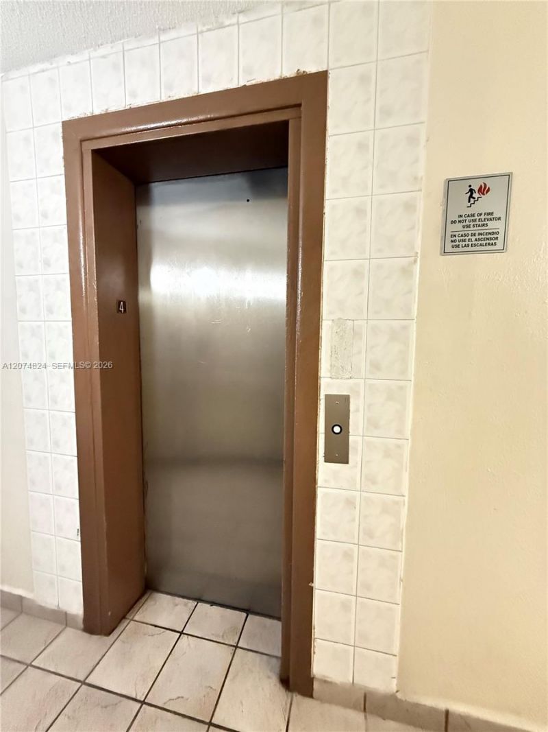 4855 NW 7th St , Unit 410-6, Miami, FL 33126 Photo