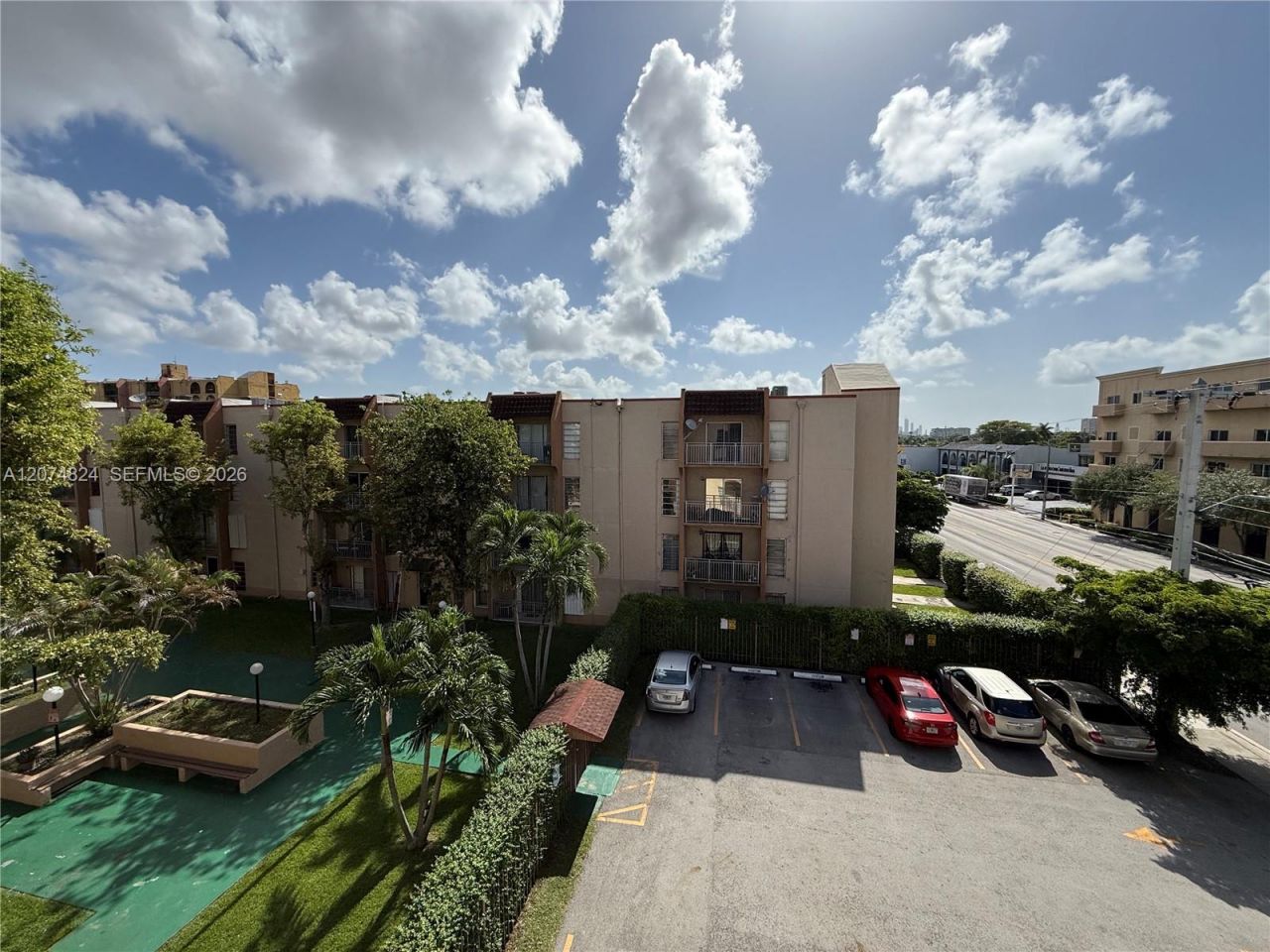 4855 NW 7th St , Unit 410-6, Miami, FL 33126 Photo