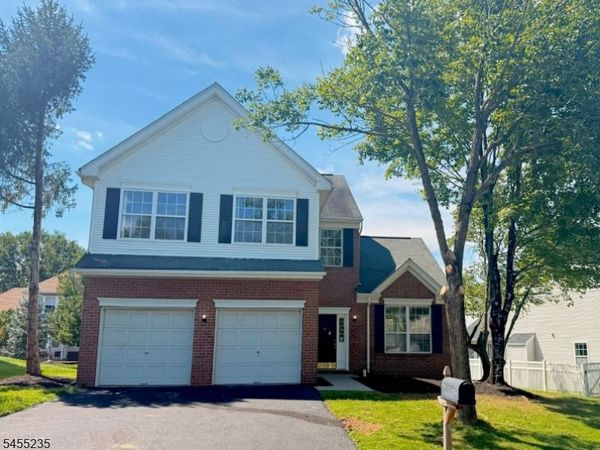 6 Joanne Ct, Bridgewater, NJ 08807