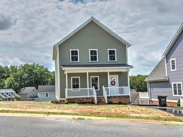 10 TOPSIDE CIR, STAUNTON, VA 24401