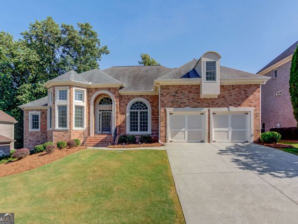 2640 Ivy Brook Lane NE, Buford, GA 30519