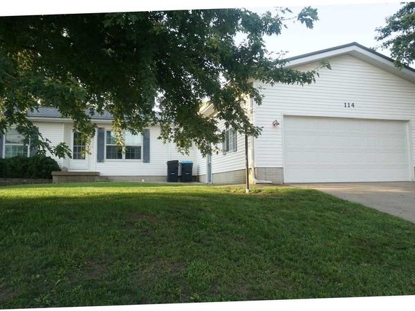 114 W Linn St, Lone Tree, IA 52755