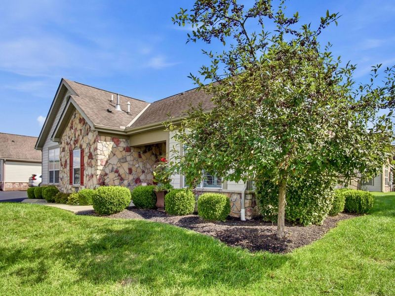 5339 W Sheffield Circle, Zanesville, OH 43701 Photo 5