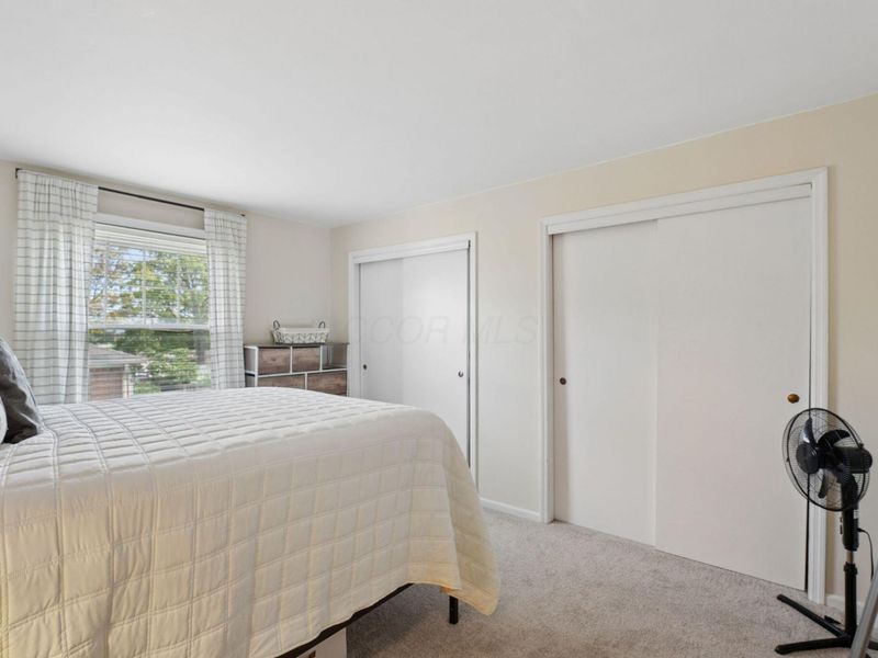 991 Manor Lane, Unit G, Columbus, OH 43221 Photo 12