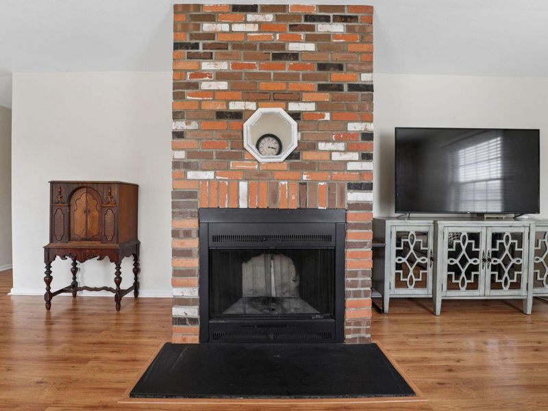 991 Manor Lane, Unit G, Columbus, OH 43221 Photo 16