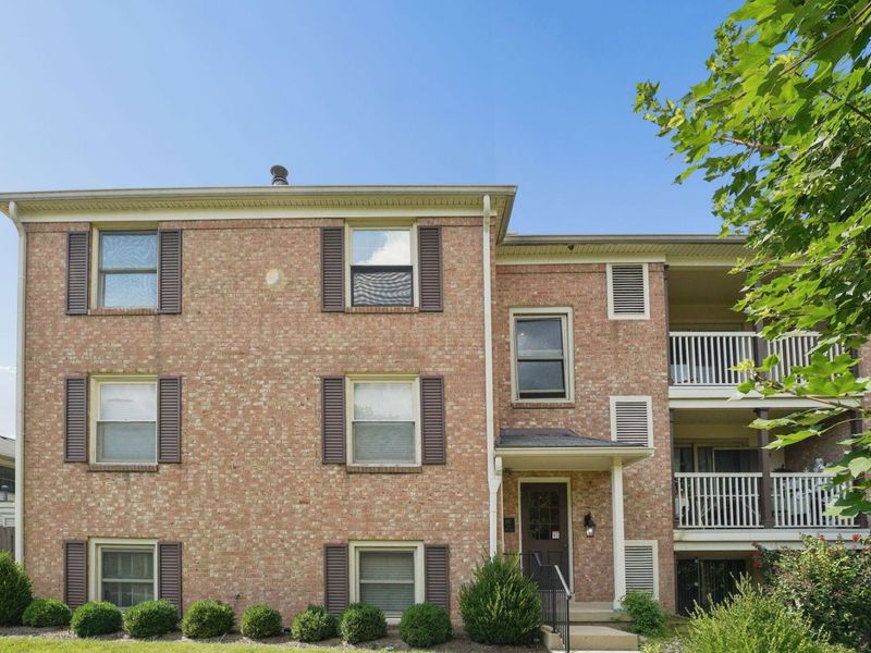 991 Manor Lane, Unit G, Columbus, OH 43221 Photo 22