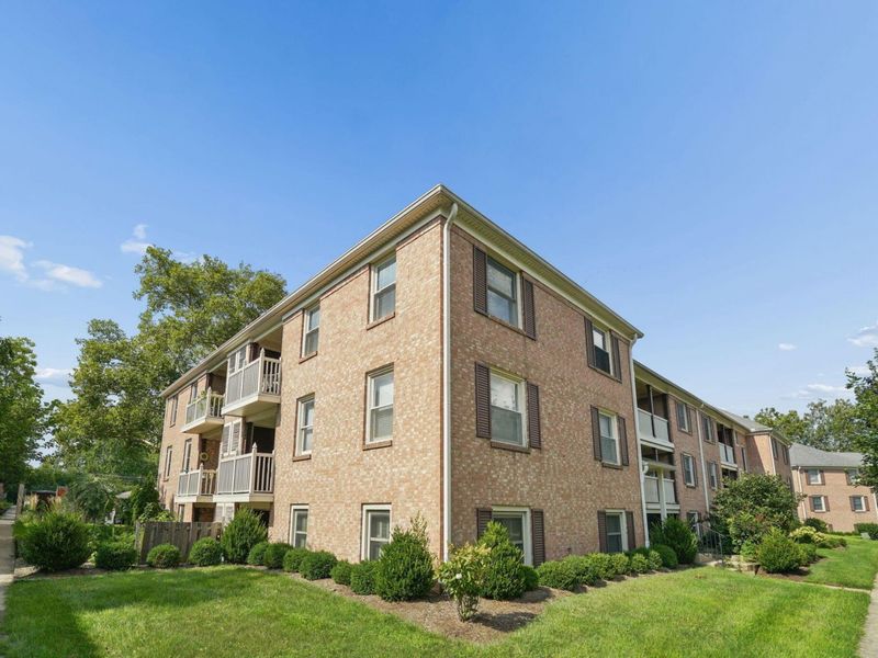 991 Manor Lane, Unit G, Columbus, OH 43221 Photo 23