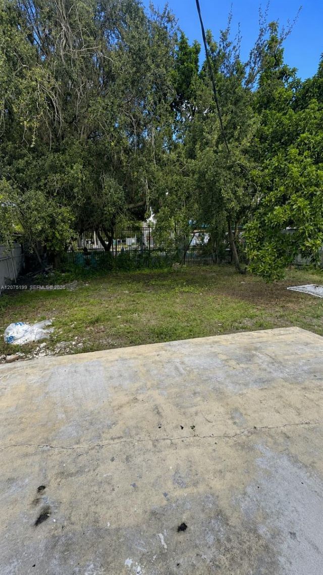 901 NW 116th St , Miami, FL 33168 Photo