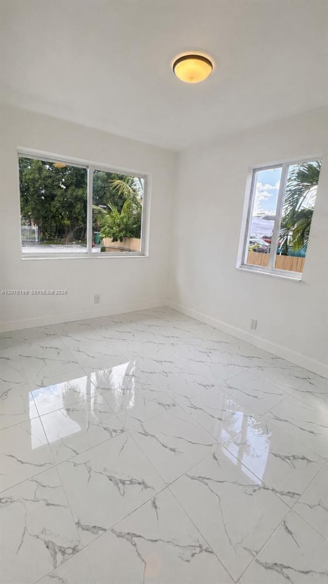 901 NW 116th St , Miami, FL 33168 Photo