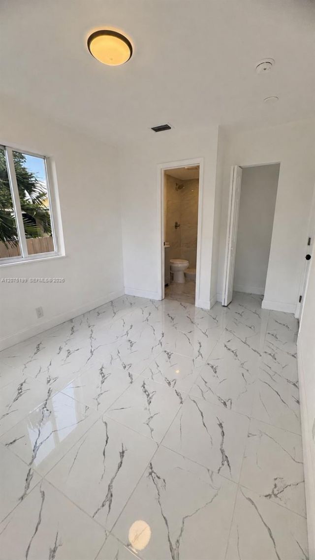901 NW 116th St , Miami, FL 33168 Photo