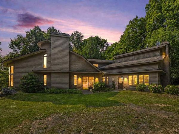 715 Sequanota, East Jordan, MI 49727