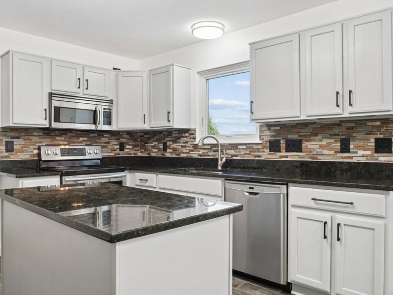 8008 Marble Park Avenue, Reynoldsburg, OH 43068 Photo 8