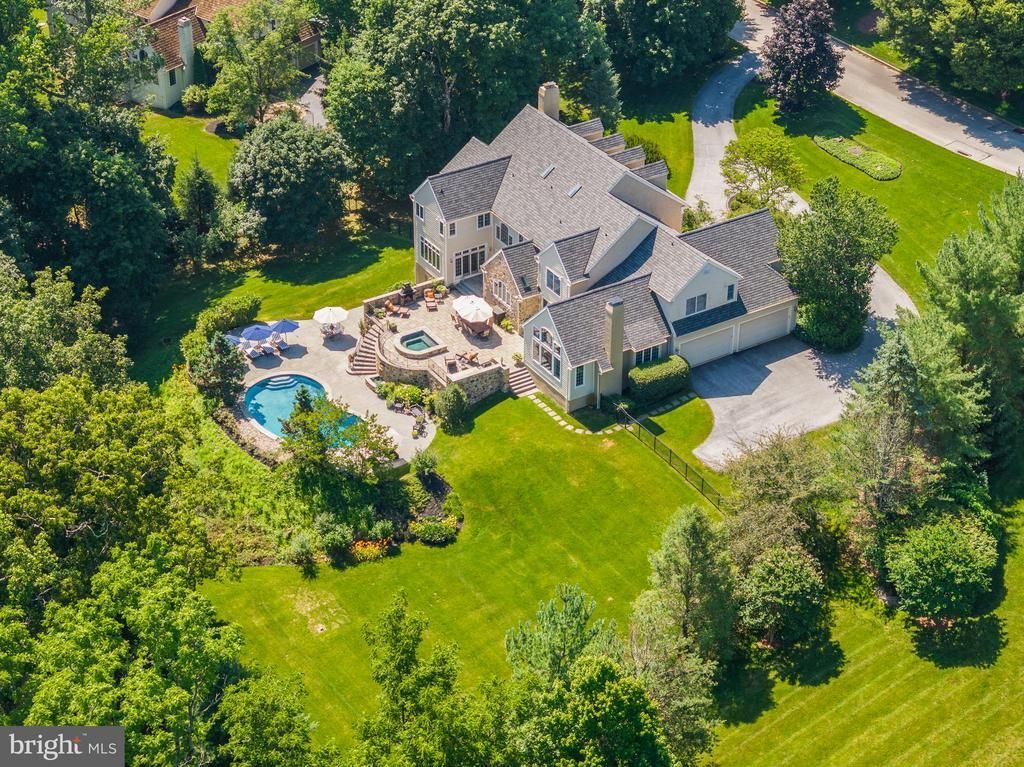 4 HARRISON DRIVE , NEWTOWN SQUARE, PA 19073