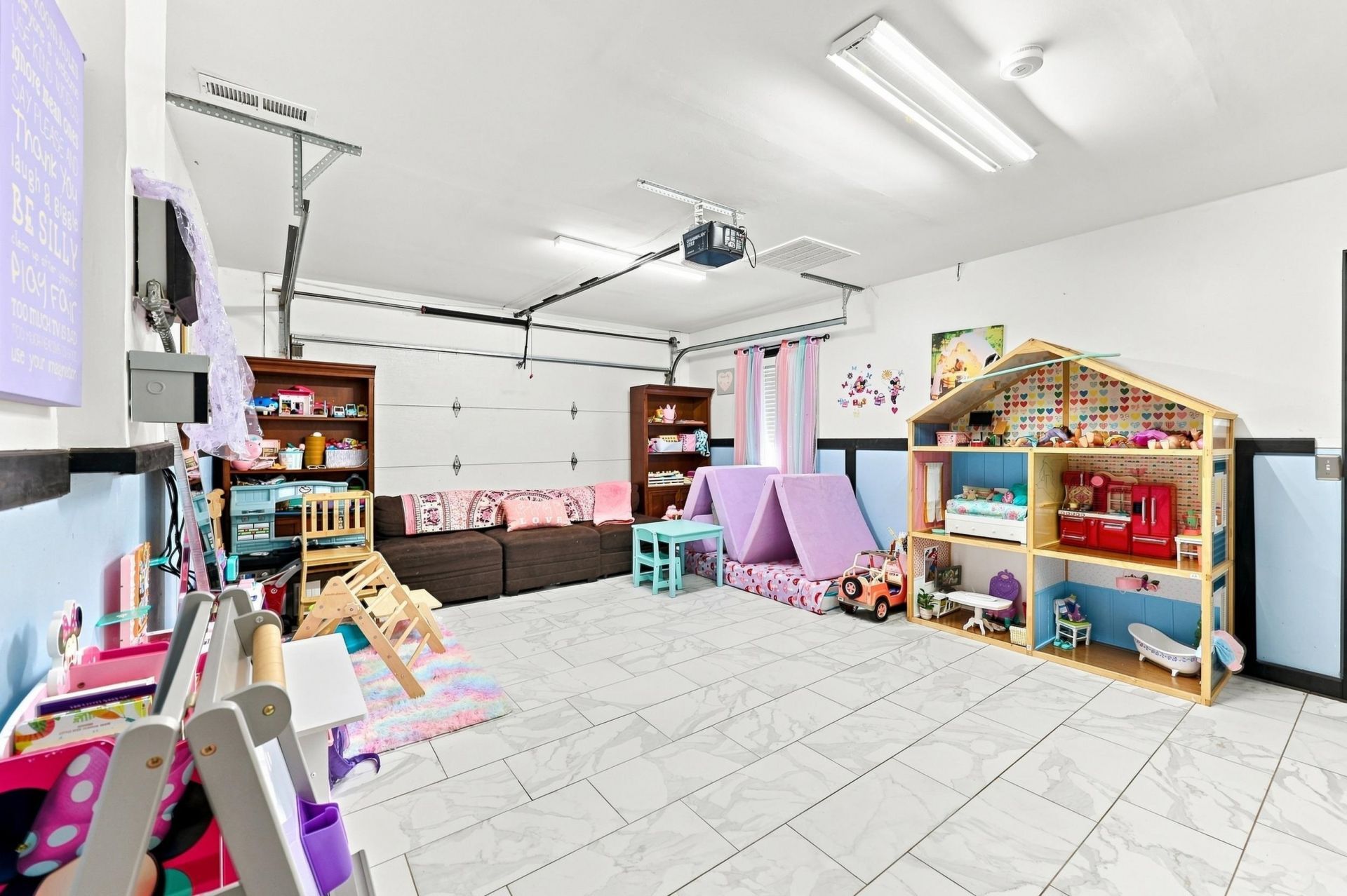 907 Folly Rd. Photo 27