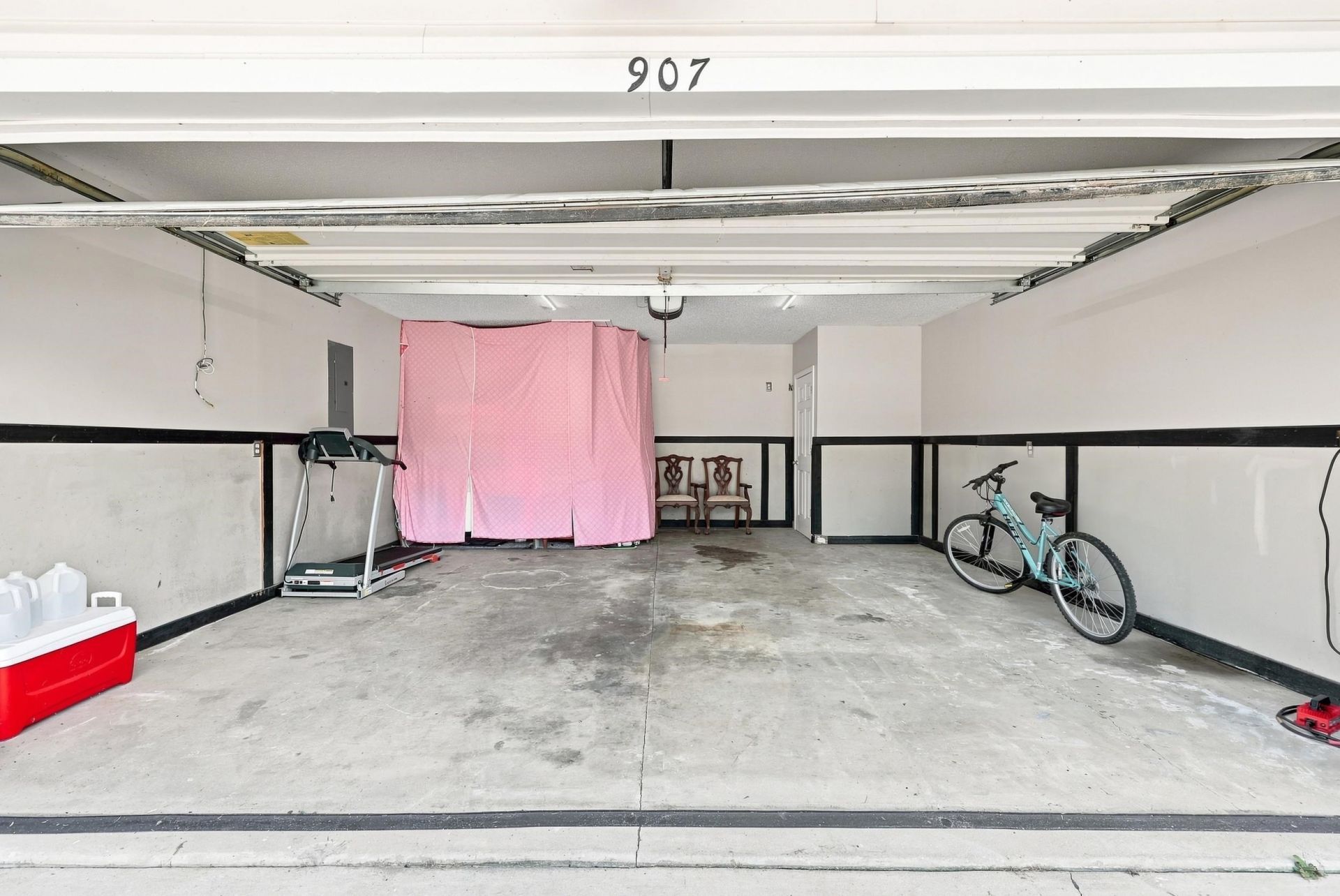 907 Folly Rd. Photo 29