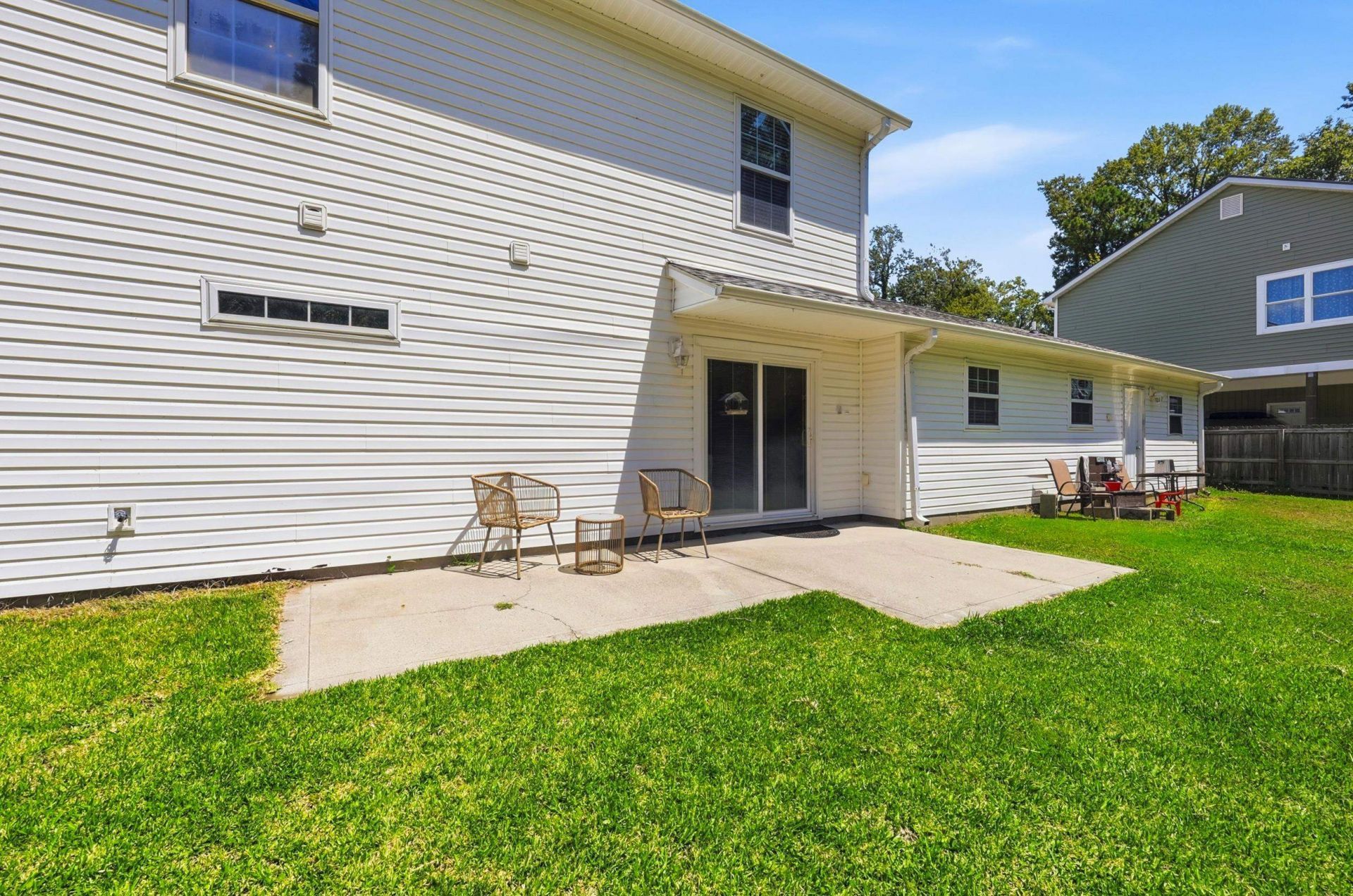 907 Folly Rd. Photo 30