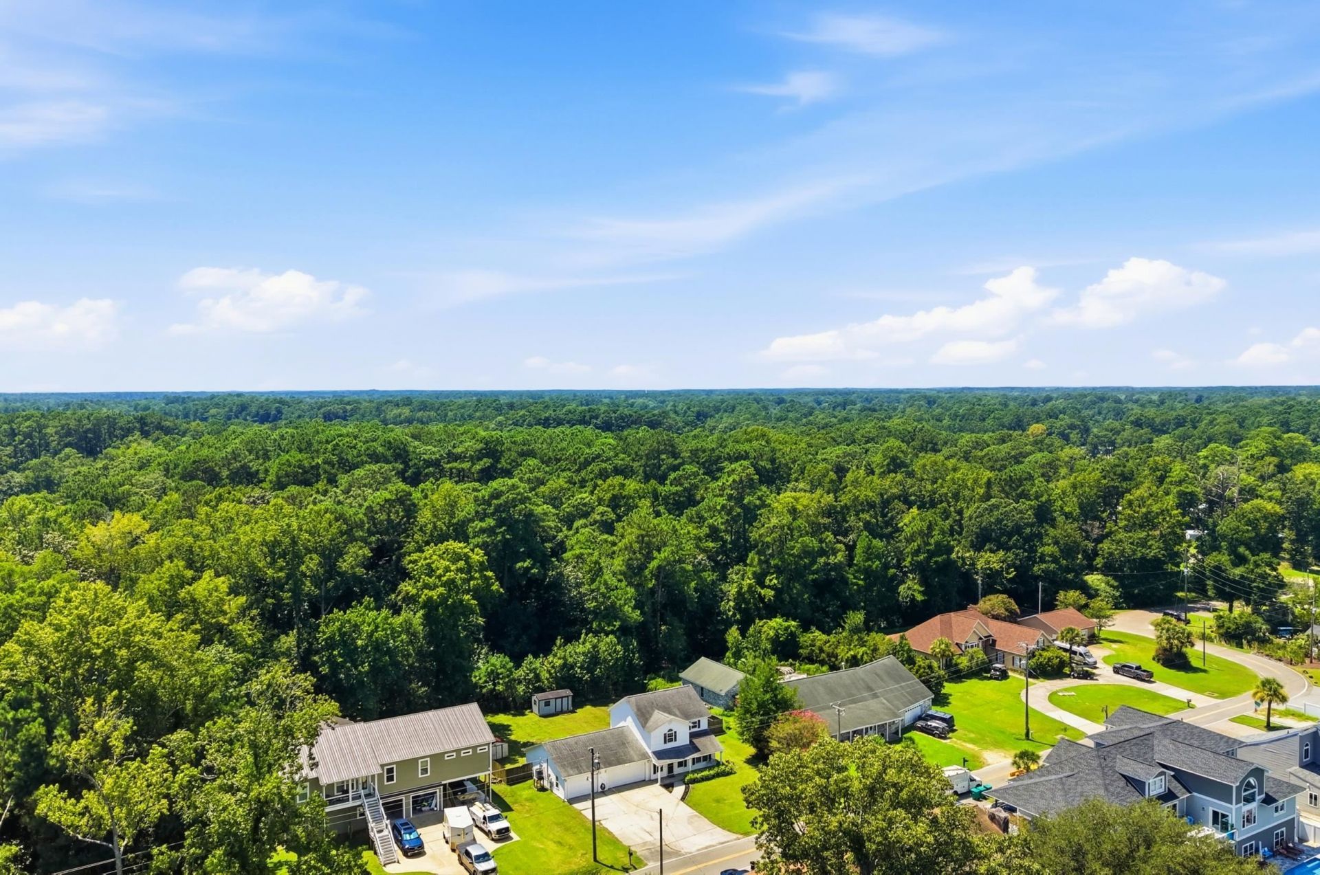 907 Folly Rd. Photo 37