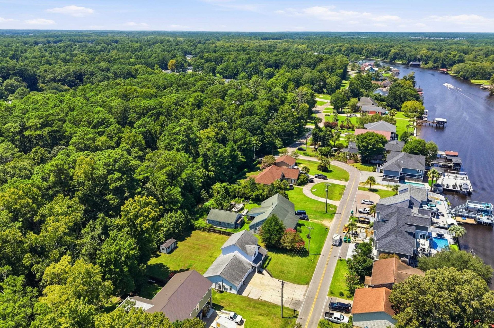 907 Folly Rd. Photo 41