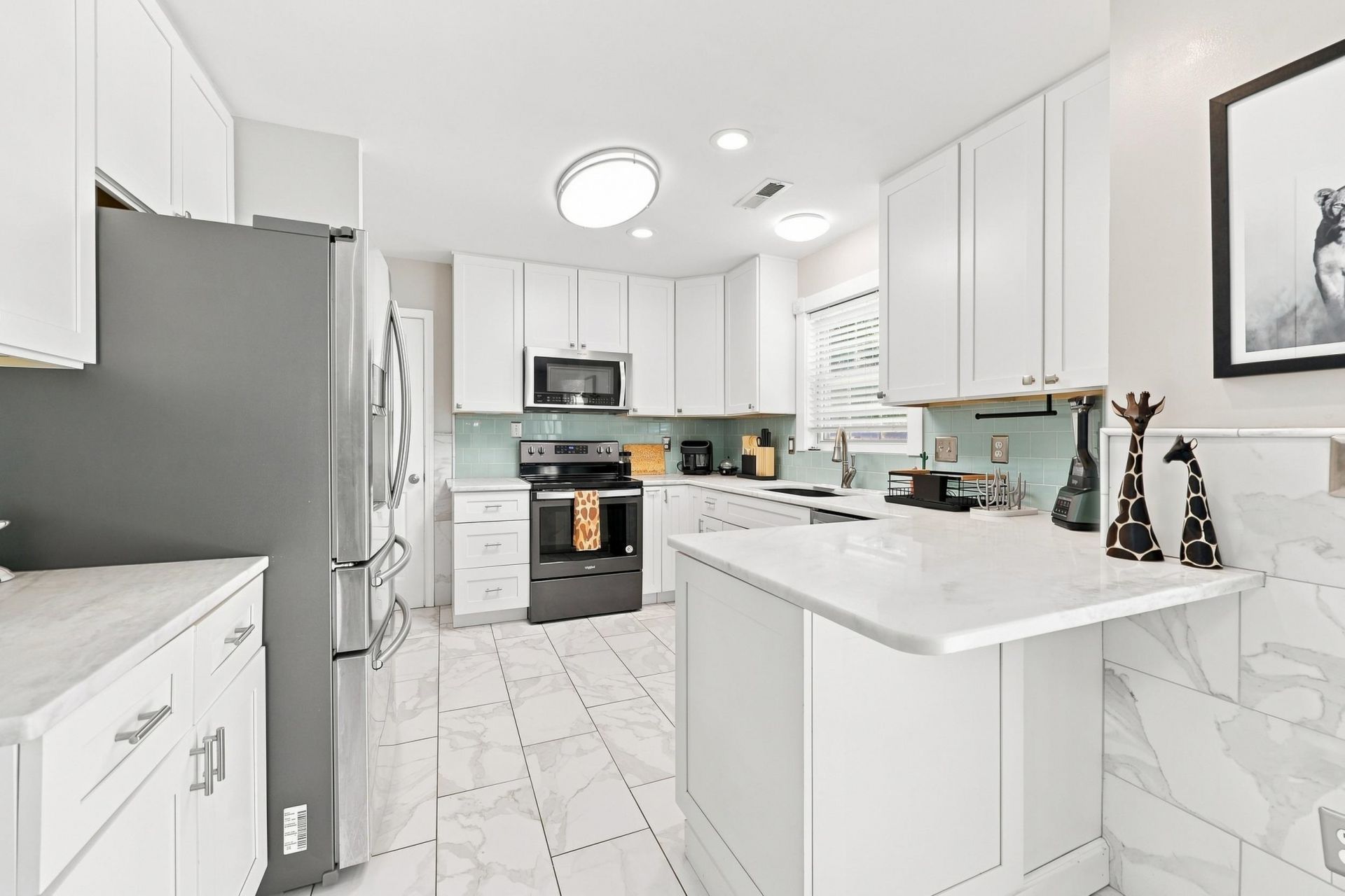 907 Folly Rd. Photo 8