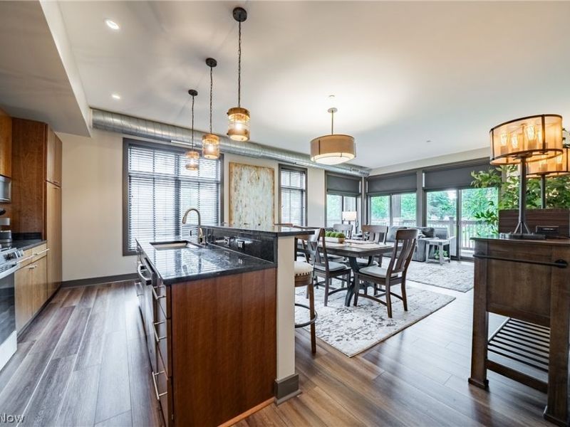 1403 Copper Trace, Unit 205, Cleveland Heights, OH 44118 Photo 4