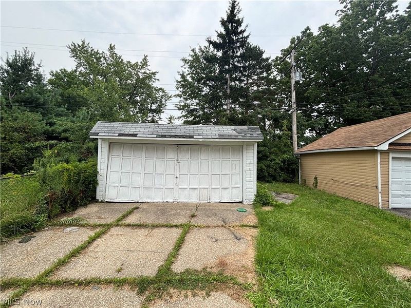 1499 Clermont Road, Cleveland, OH 44110 Photo 22