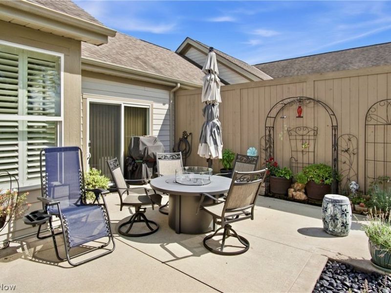 5339 W Sheffield Circle, Zanesville, OH 43701 Photo 6