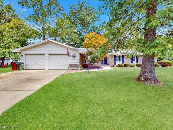 173 Brentview Drive , Grafton, OH 44044