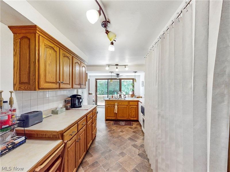 173 Brentview Drive, Grafton, OH 44044 Photo 13