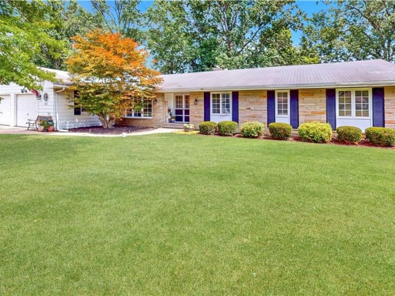 173 Brentview Drive, Grafton, OH 44044 Photo 2