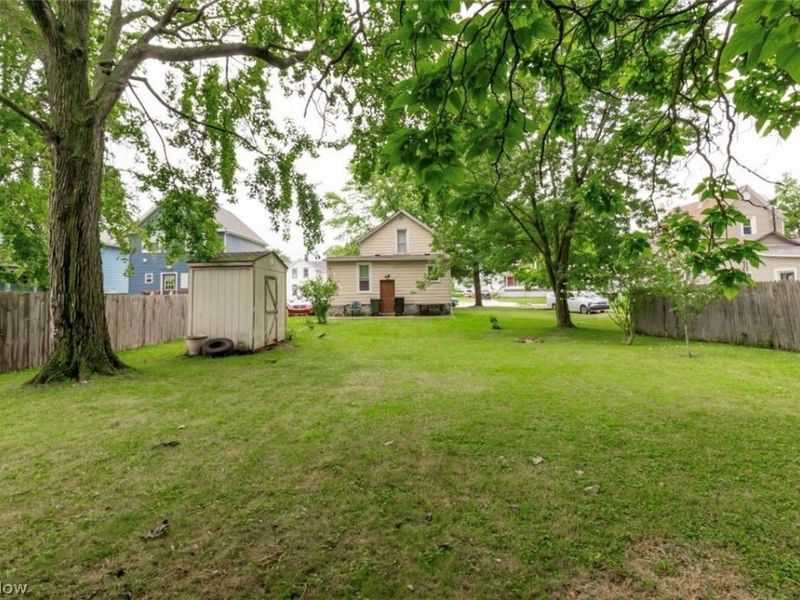 175 Spruce Street, Elyria, OH 44035 Photo 23