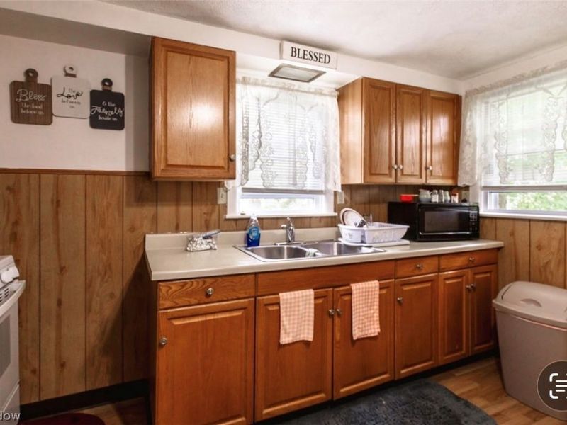 175 Spruce Street, Elyria, OH 44035 Photo 30