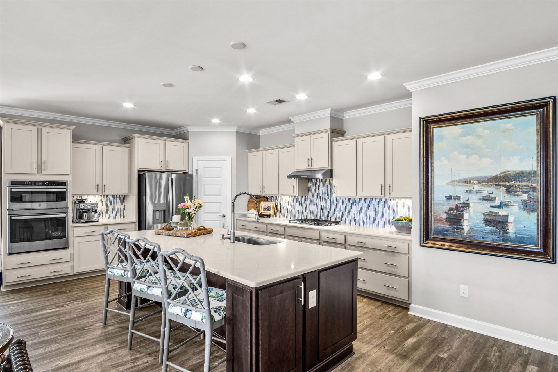 327 Galleon Dr. Photo 8
