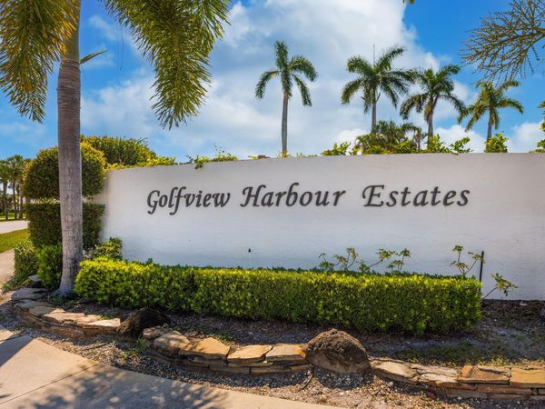 1315 SW 25TH Avenue, Boynton Beach, FL 33426