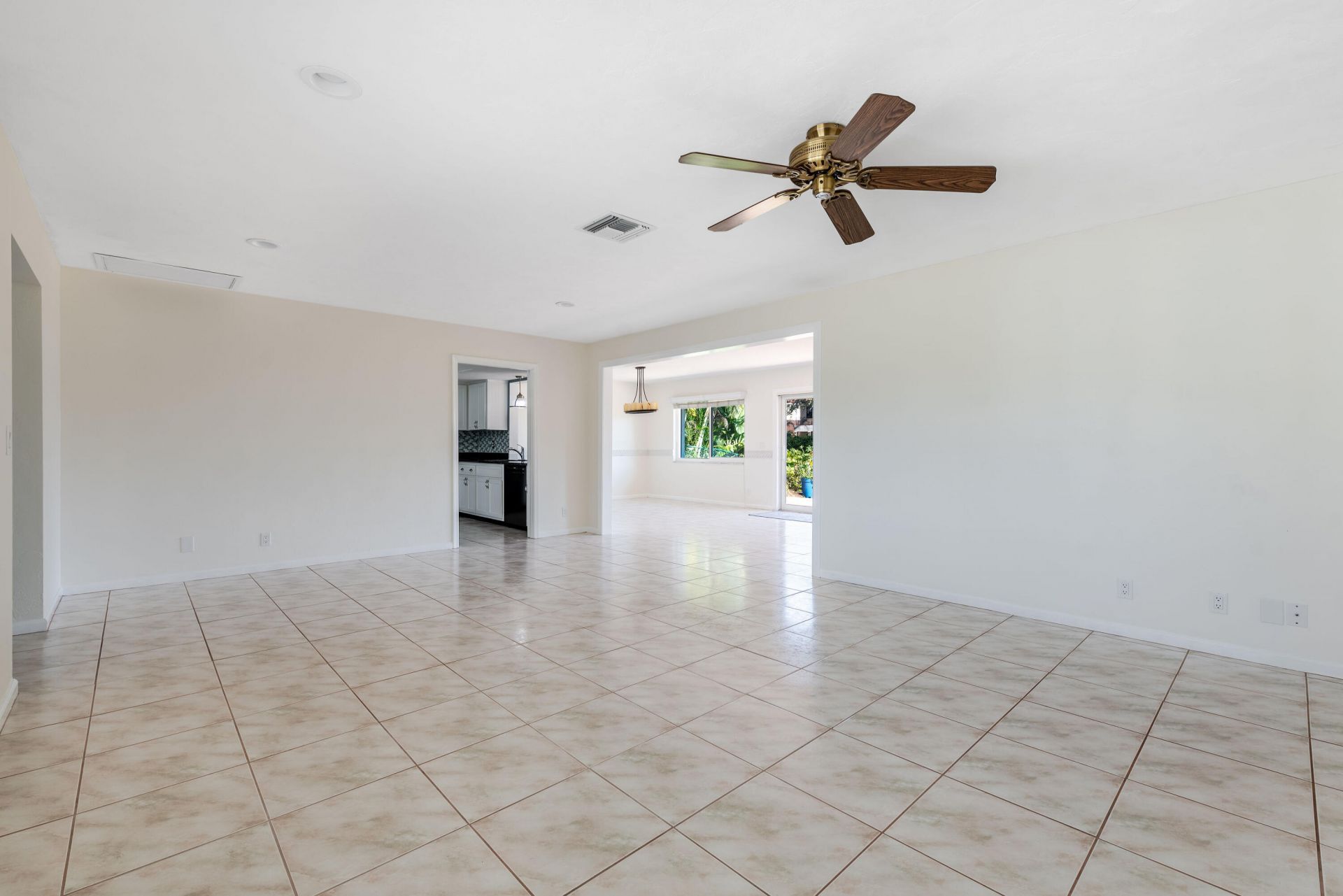 1315 SW 25th Avenue, Boynton Beach, FL 33426 Photo