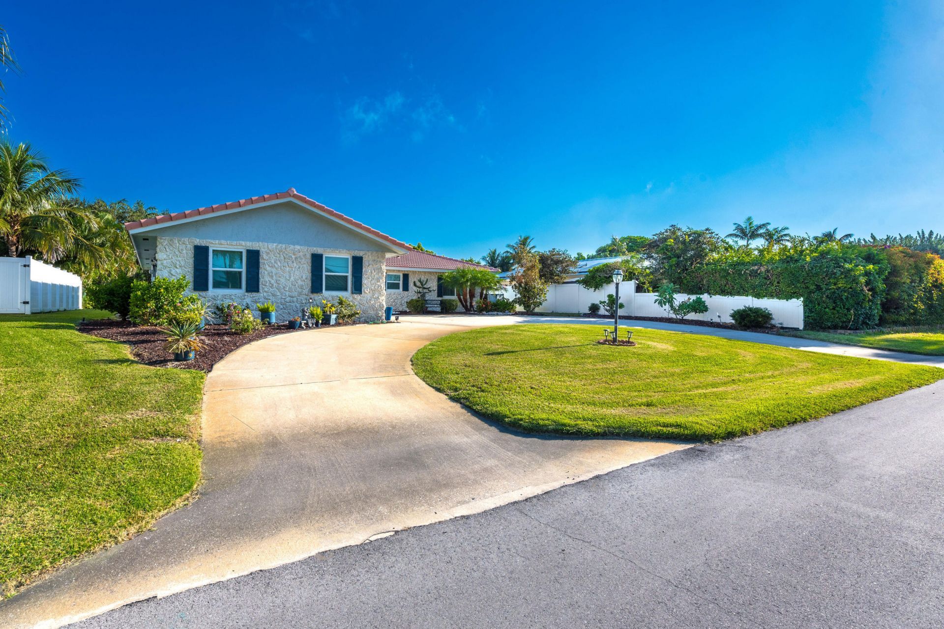 1315 SW 25th Avenue, Boynton Beach, FL 33426 Photo