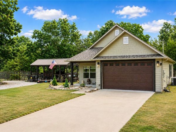 1727 Windsor Drive, Diamond City, AR 72644