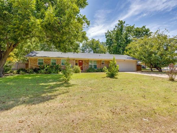 314 Bernice Court, Burleson, TX 76028