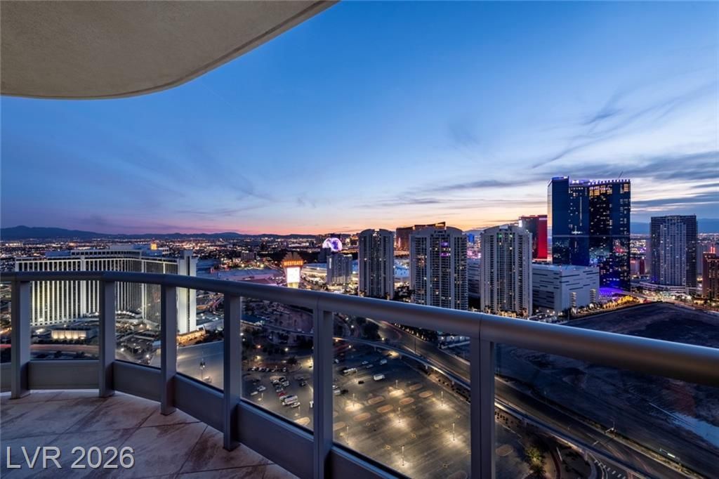 322 Karen Avenue, Unit 3508, Las Vegas, NV 89109 Main Photo