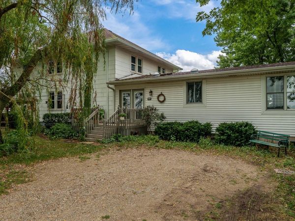 1516 E Philhower Road, Beloit, WI 53511