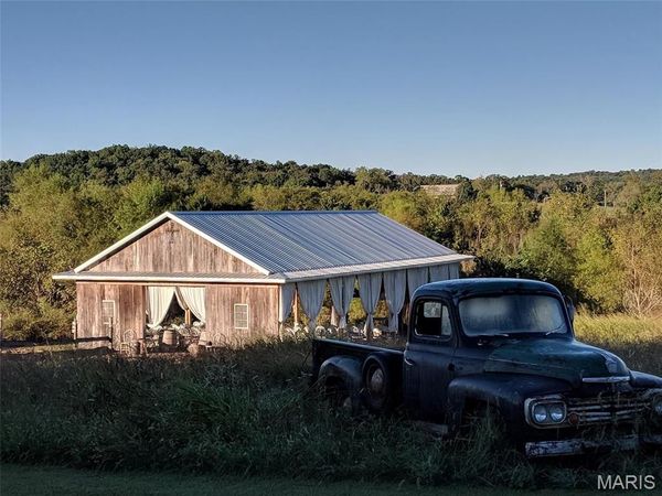 157 W State Road H, Stoutland, MO 65567