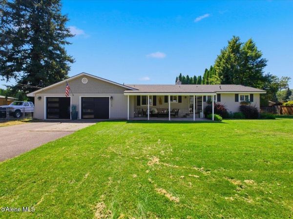 1724 E Hanley AVE, Dalton Gardens, ID 83815