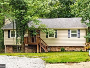120 RUNKLE CT, MCGAHEYSVILLE, VA 22840