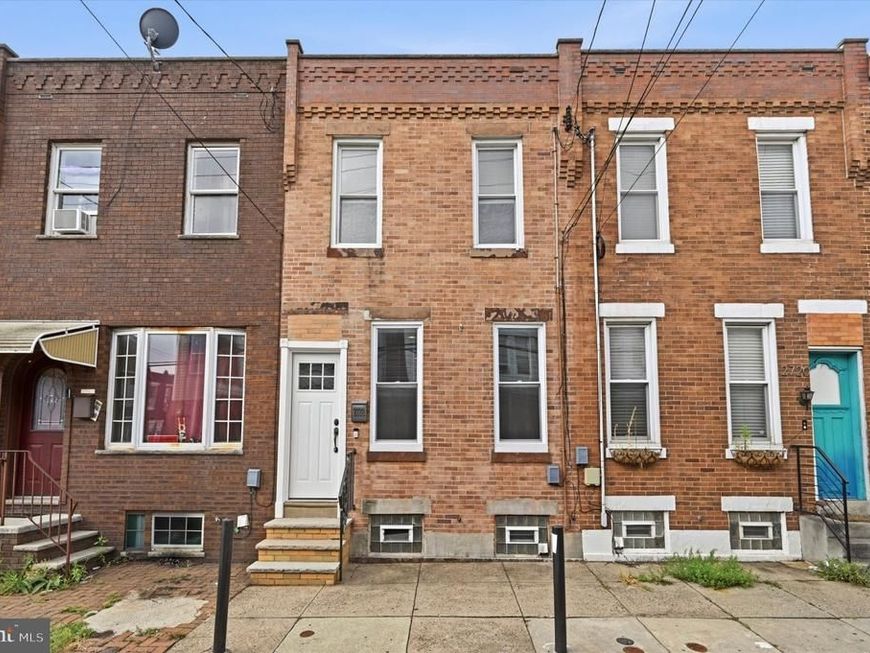 2722 E Madison Street, Philadelphia, PA 19134 Main Photo