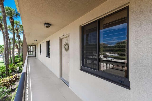 2301 Marina Isle Way, Unit 203, Jupiter, FL 33477 Photo