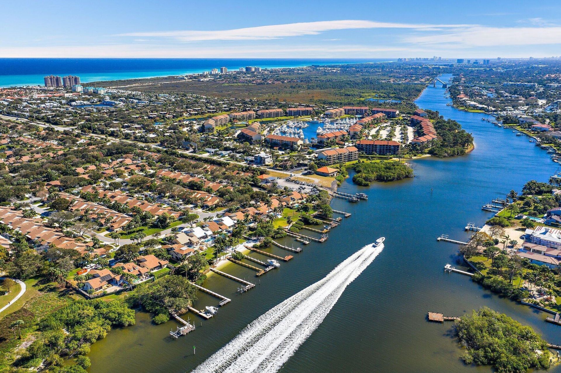 2301 Marina Isle Way, Unit 203, Jupiter, FL 33477 Photo