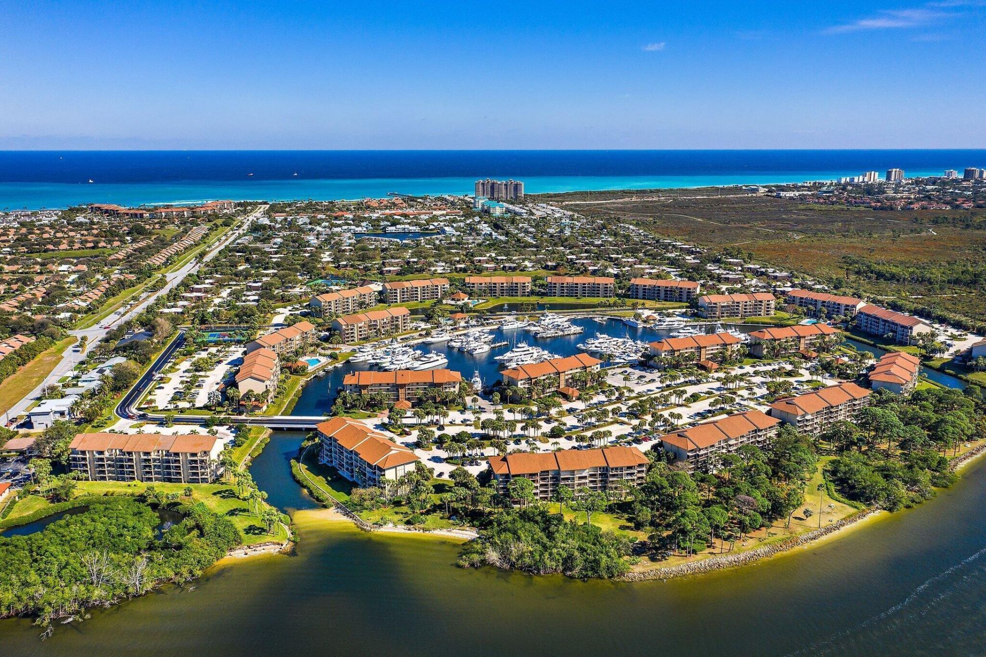 2301 Marina Isle Way, Unit 203, Jupiter, FL 33477 Photo