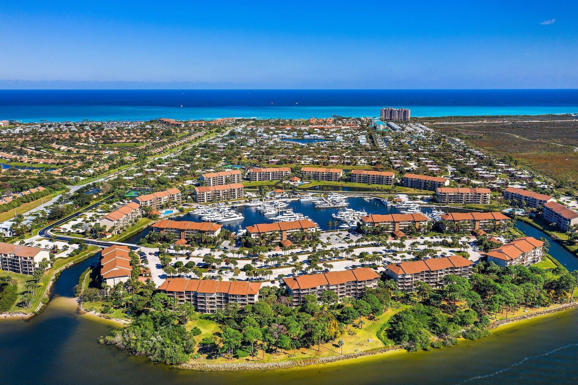 2301 Marina Isle Way, Unit 203, Jupiter, FL 33477 Photo