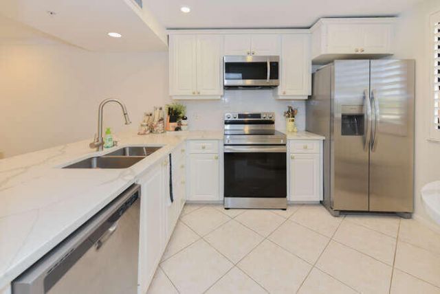 2301 Marina Isle Way, Unit 203, Jupiter, FL 33477 Photo