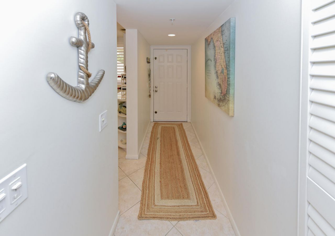 2301 Marina Isle Way, Unit 203, Jupiter, FL 33477 Photo